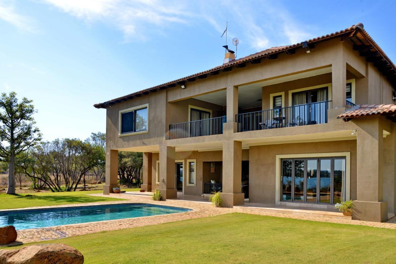 Kameeldrift Waterfront Estate&Resort Brits Exterior foto